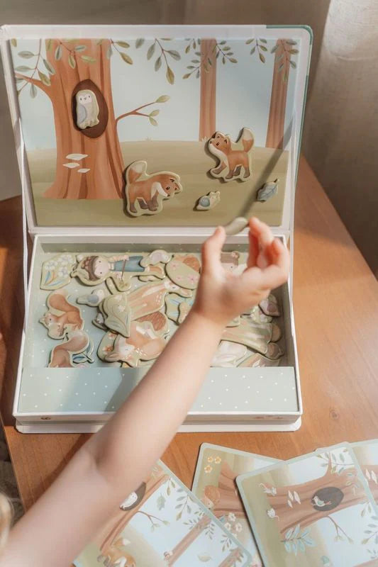 Magnetic Playboard - Forrest Friends