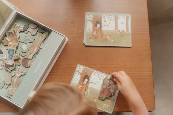 Magnetic Playboard - Forrest Friends
